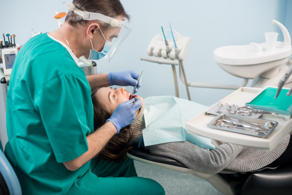 Dental Implant Montrose